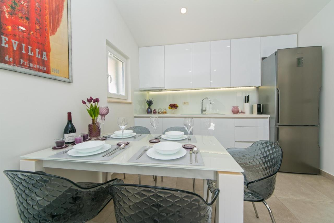 Apartman Stipic 1 Baška Voda Exterior foto