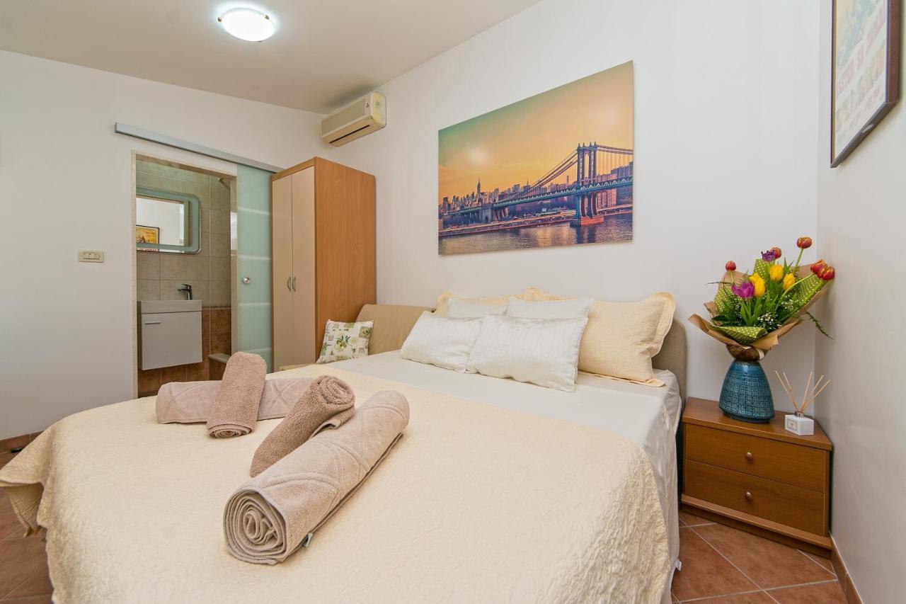 Apartman Stipic 1 Baška Voda Exterior foto