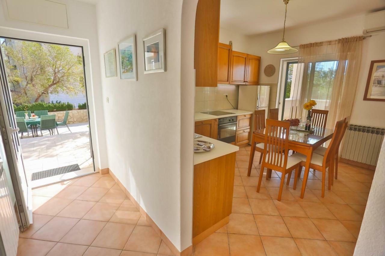 Apartman Stipic 1 Baška Voda Exterior foto